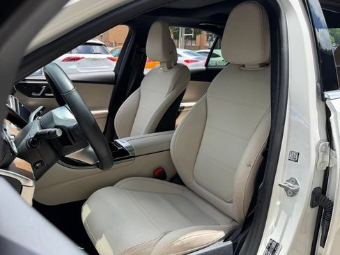 Used 2022 Mercedes-Benz C 300 Sedan w/ Exclusive Trim Package image 52