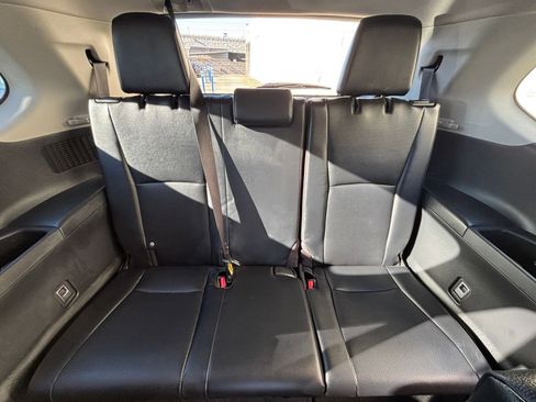 Used 2025 Toyota Grand Highlander XLE image 21