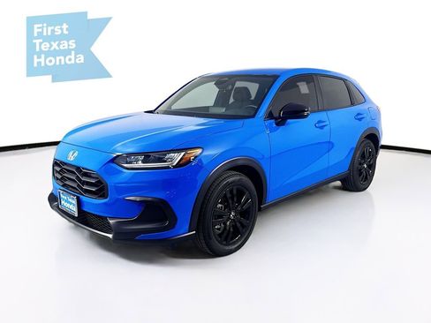 Certified 2026 Honda HR-V Sport image 3