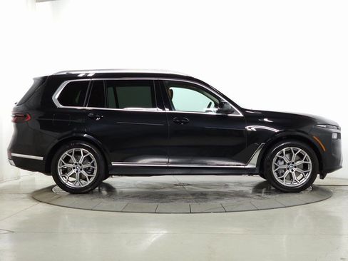 Used 2026 BMW X7 xDrive40i image 14
