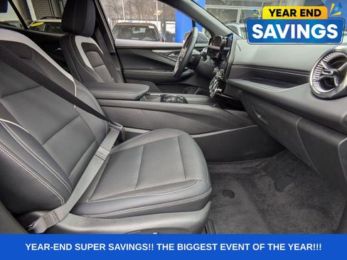 Used 2024 Chevrolet Blazer EV LT image 16