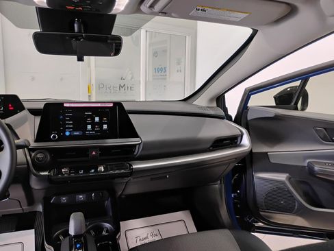 Used 2026 Toyota Prius LE image 42