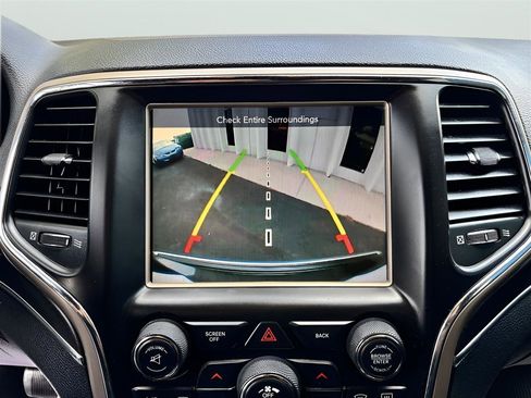 Used 2016 Jeep Grand Cherokee Limited image 22