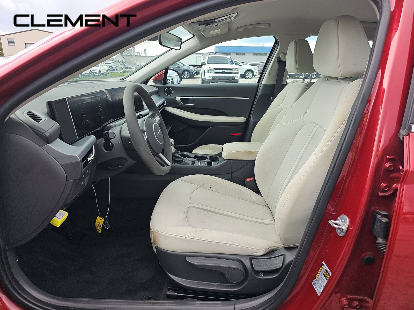 Used 2025 Hyundai Sonata SE FWD image 3