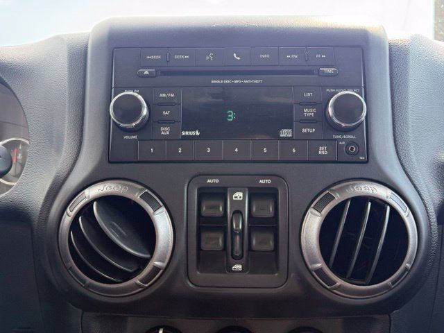 Used 2018 Jeep Wrangler Unlimited Sport S AWD/4WD image 15