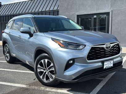 Used 2021 Toyota Highlander XLE