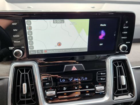 Certified 2023 Kia Sorento SX Prestige AWD/4WD image 16