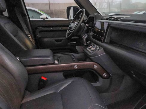 Certified 2023 Land Rover Defender 130 X AWD/4WD image 17