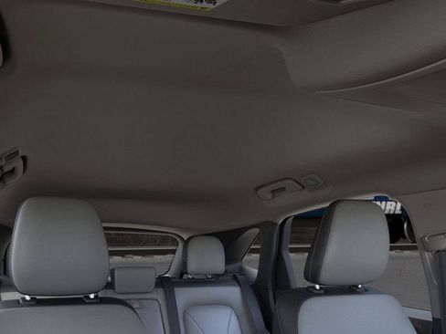 New 2025 Ford Escape SE w/ PHEV Premium Package FWD image 28