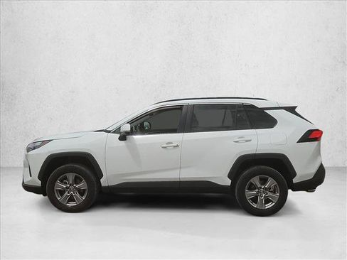 Used 2024 Toyota RAV4 XLE FWD image 9