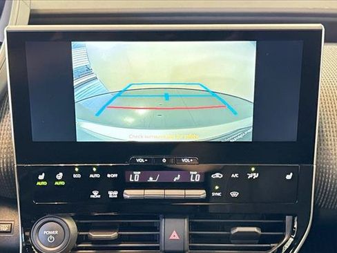 Used 2024 Toyota bZ4X FWD image 14