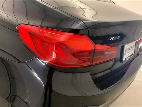 Used 2019 BMW 540i xDrive w/ M Sport Package image 28