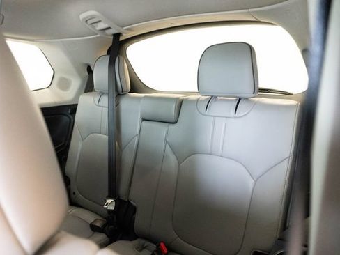 Used 2025 Honda Pilot Elite image 27