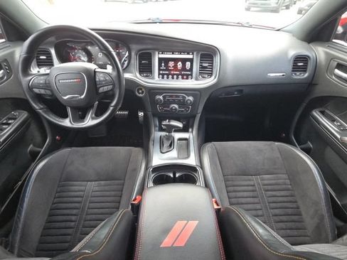 Used 2017 Dodge Charger R/T RWD image 35