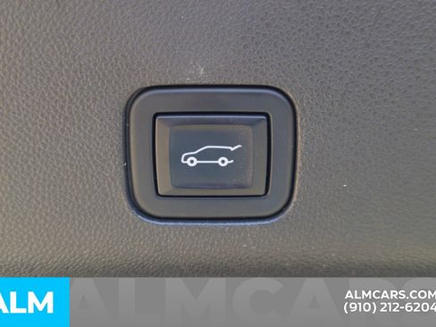 Used 2021 Chevrolet Tahoe LT RWD image 9
