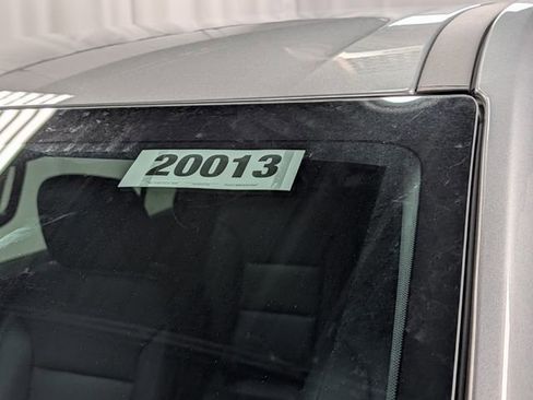 New 2026 Chevrolet Traverse LT image 28