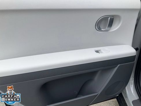 Used 2024 Hyundai Ioniq 5 SEL RWD image 33