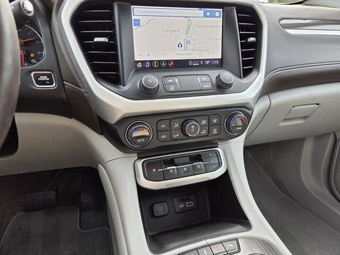 Used 2023 GMC Acadia SLT w/ Technology Package image 19