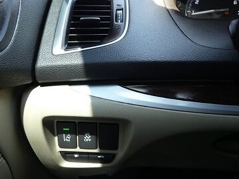 Used 2015 Acura TLX w/ Technology Package FWD image 22