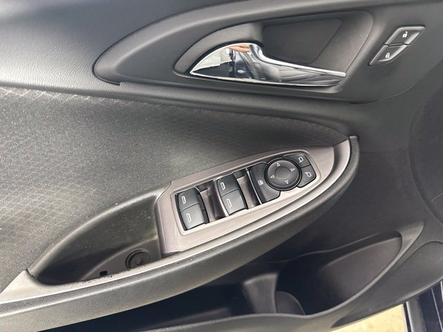 Used 2022 Chevrolet Malibu LS FWD image 13