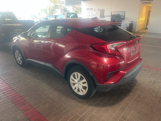 Used 2020 Toyota C-HR LE FWD image 3