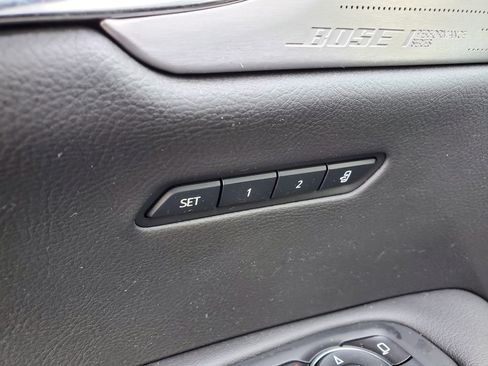 Used 2023 Cadillac XT6 Premium Luxury image 21