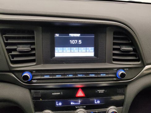 Used 2020 Hyundai Elantra SE w/ Cargo Package (C1) FWD image 25