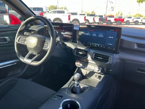 Used 2025 Ford Mustang GT RWD image 18