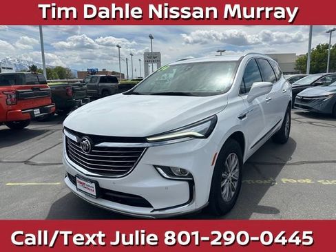Used 2024 Buick Enclave Premium AWD/4WD image 5