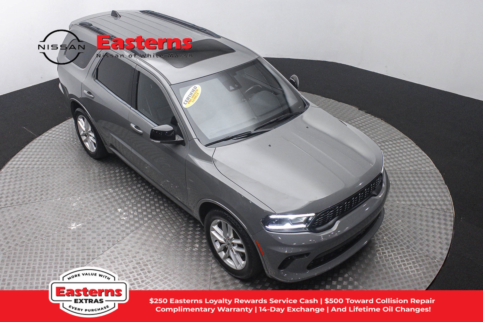 Used 2024 Dodge Durango GT RWD image 3