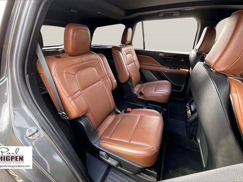 Used 2022 Lincoln Aviator Reserve w/ Equipment Group 201A image 26