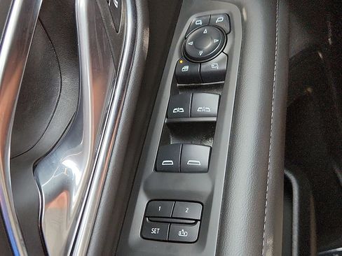 Used 2024 Chevrolet Tahoe Z71 w/ Z71 Off-Road Package AWD/4WD image 22