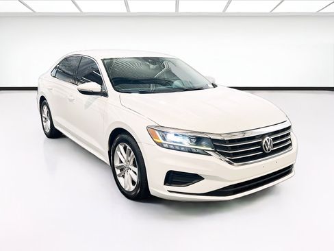 Used 2020 Volkswagen Passat 2.0T SE FWD image 3