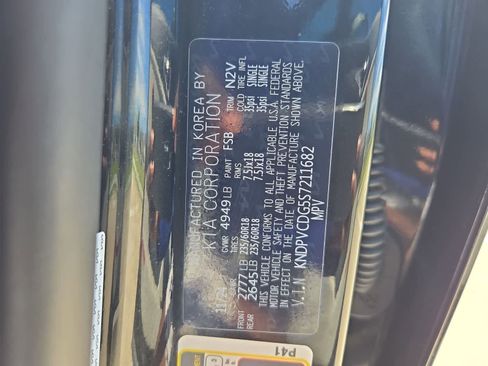 Certified 2025 Kia Sportage EX AWD/4WD image 33