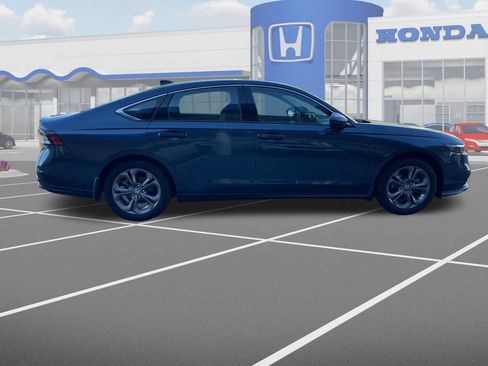 Used 2024 Honda Accord EX image 10