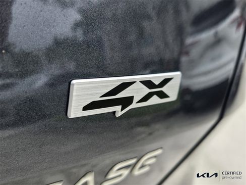 Certified 2024 Kia Sportage SX image 18