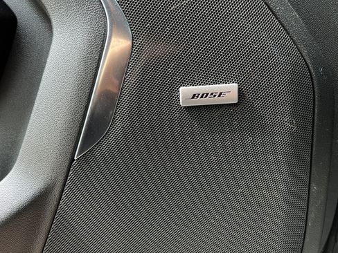 Used 2023 Chevrolet Tahoe LT w/ Luxury Package image 38