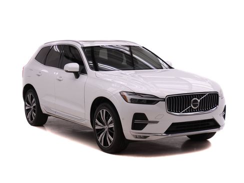 Certified 2023 Volvo XC60 B5 Plus w/ Protection Package Premier image 2