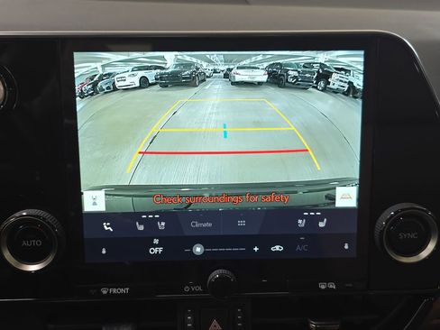 Used 2025 Lexus NX 250 FWD w/ Premium Package image 24