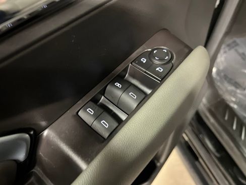 Certified 2025 Chevrolet Colorado ZR2 w/ Technology Package image 16