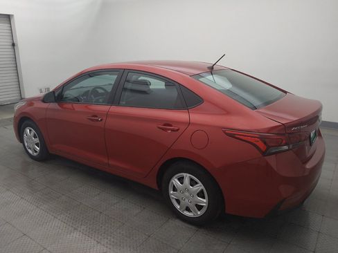Used 2021 Hyundai Accent SE FWD image 3