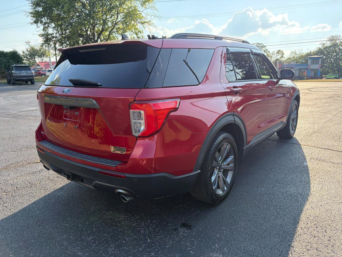 Used 2021 Ford Explorer XLT w/ Equipment Group 202A RWD image 6