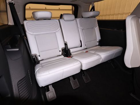 New 2026 Ford Expedition Max Platinum w/ Platinum Ultimate Package AWD/4WD image 19