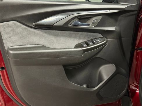 Used 2023 Chevrolet TrailBlazer LT w/ Convenience Package image 21