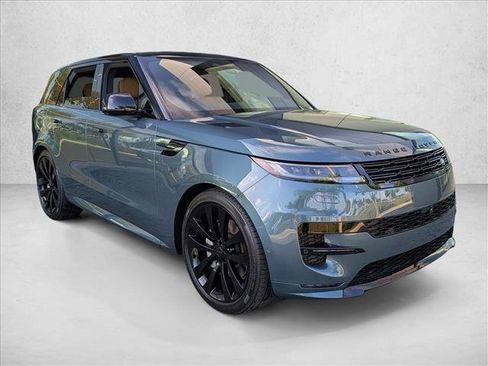 Certified 2026 Land Rover Range Rover Sport Dynamic SE AWD/4WD image 3