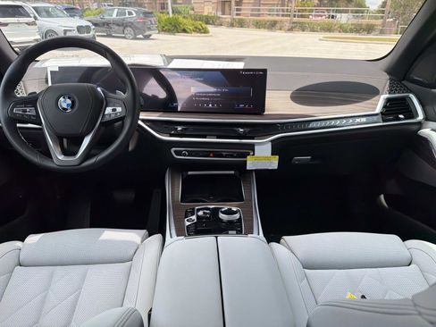 Certified 2026 BMW X5 xDrive50e w/ Executive Package AWD/4WD image 14