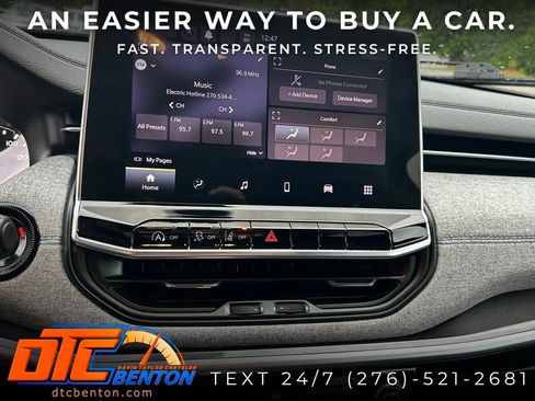 Used 2024 Jeep Compass Latitude AWD/4WD image 24