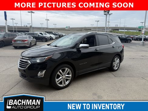 Used 2018 Chevrolet Equinox Premier FWD image 3