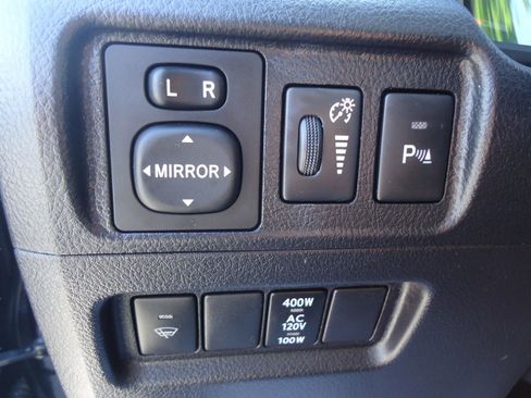 Used 2015 Toyota 4Runner Limited AWD/4WD image 16