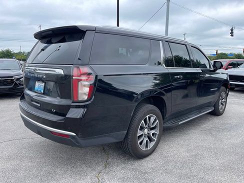 Used 2021 Chevrolet Suburban LT w/ Rear Media and Nav Package AWD/4WD image 3